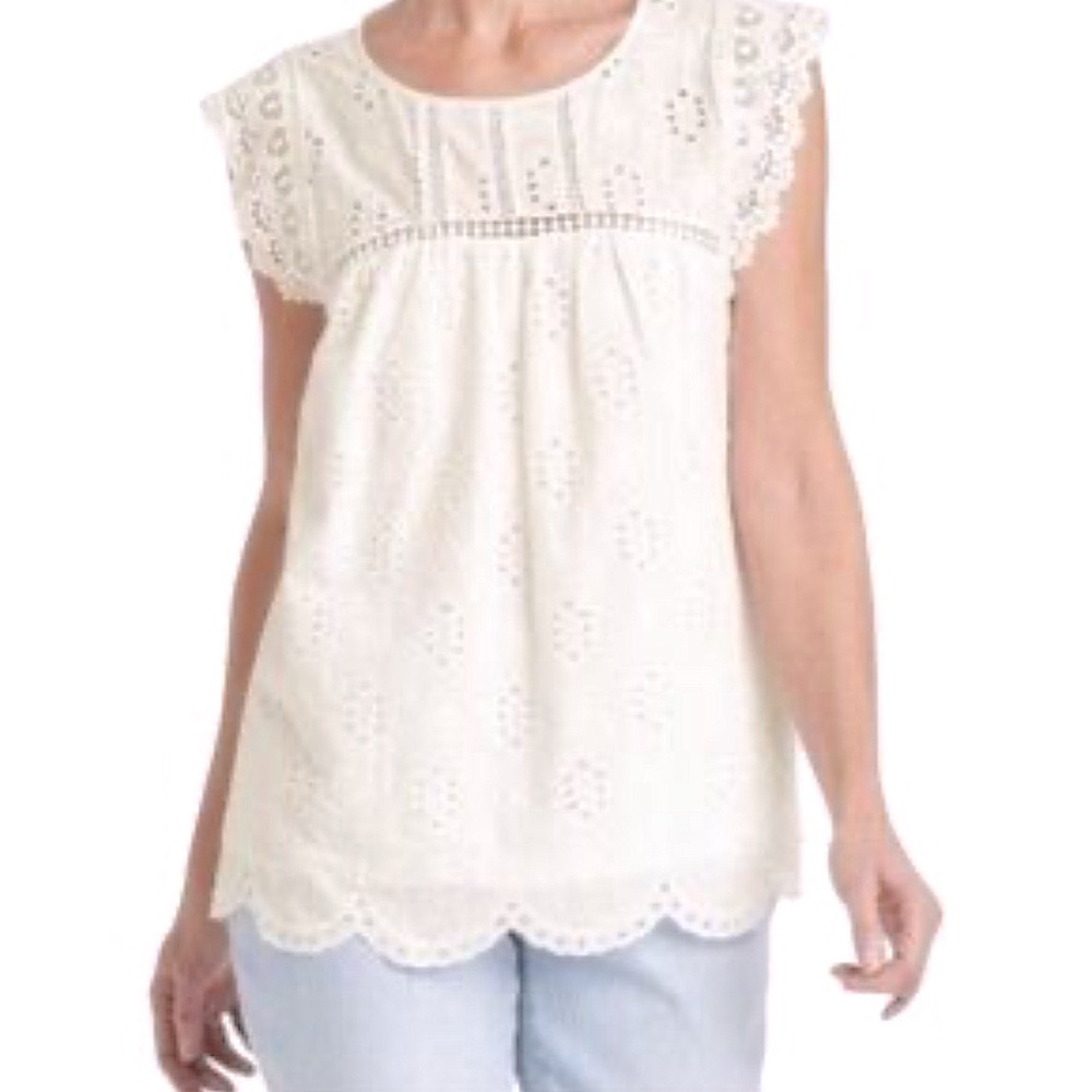 LIKE NEW! Knox Rose Eyelet lace White Boho Ruffled Cap Sleeve Blouse. Sz Small